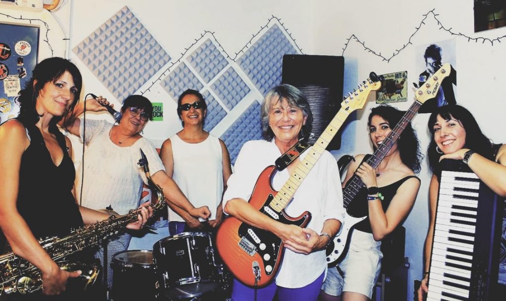 MAD WOMEN