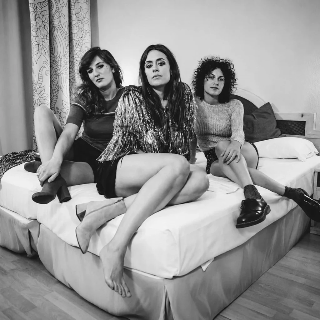 The Mani-las
